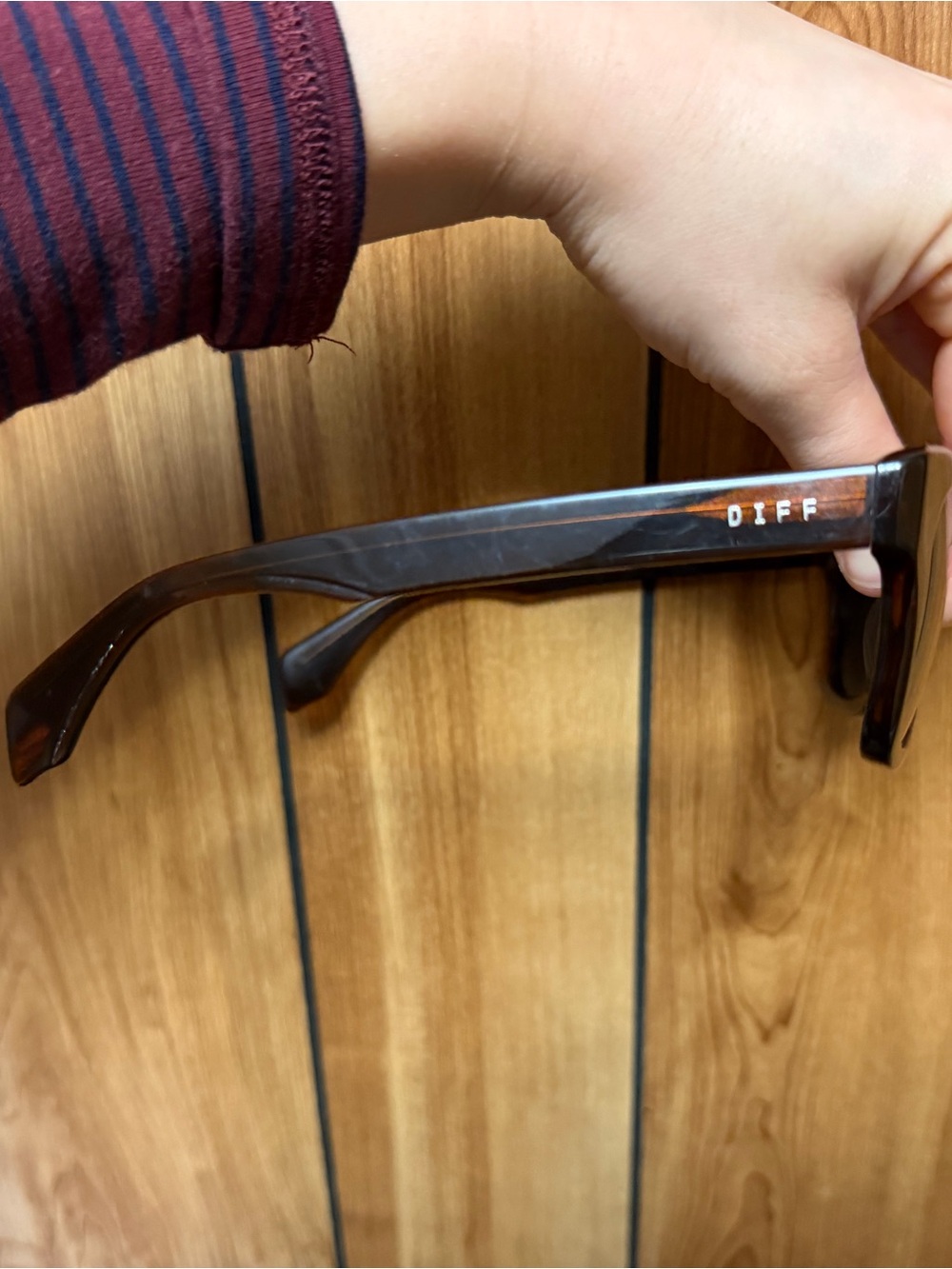 DIFF Whiskey Grey Polarized Sunglasses - Picture 9 of 9
